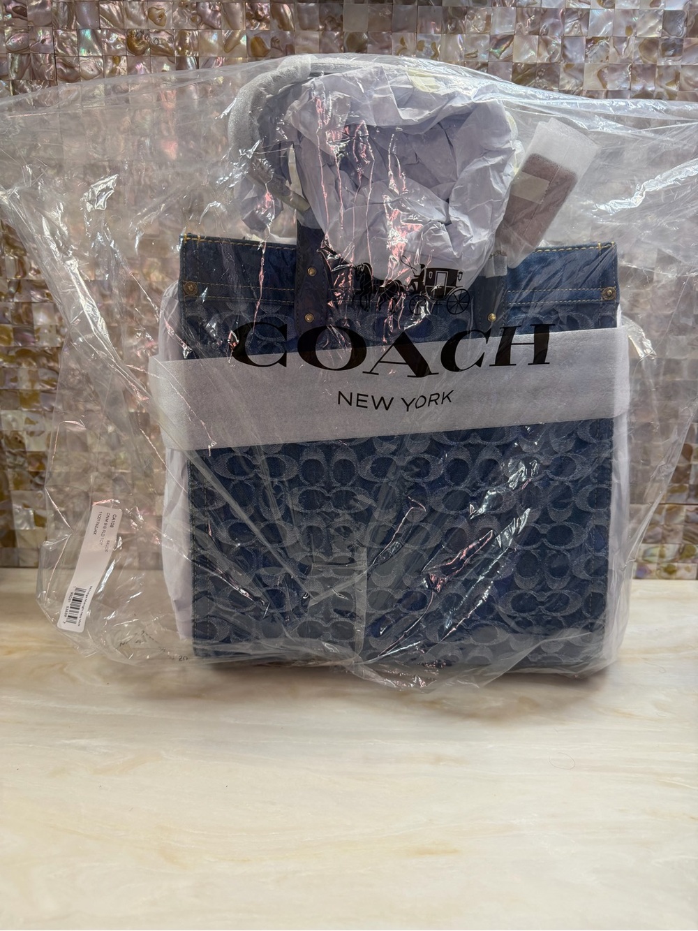 Brand-new Coach Field Tote 30 in Signature Denim, style CA108 - Picture 6 of 6